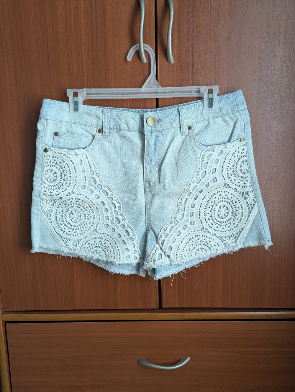 Design Lab High Waisted Light Blue Jean Shorts Size 28